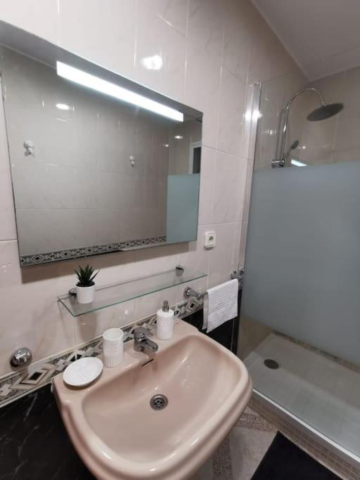 Cdz - Arteaga- Two Rooms With Queen Bed กาดิซ ภายนอก รูปภาพ